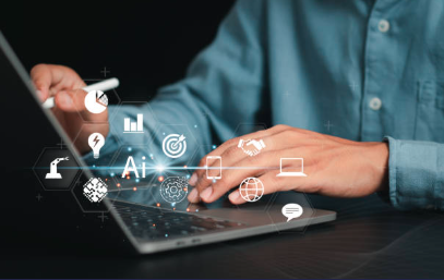 Equipe de desenvolvimento monitorando sistemas